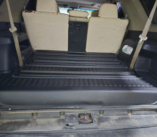 Alfombra PrimeCar instalada en un Renault Clio 2024